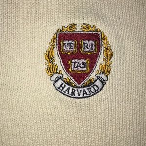 Wild Rare vintage Harvard university knit sweater